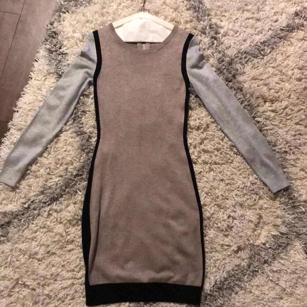 CUTE COLOR BLOCK FITTED DRESS!✨
